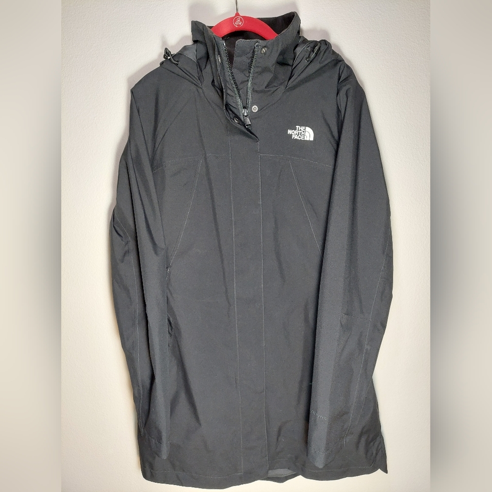 Women's North Face Raincoat Trench